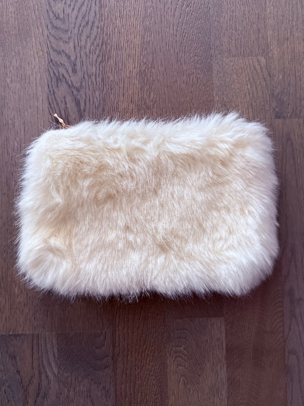 Cream Faux Fur Clutch Purse Convertible Shoulder Bag Zip Top 10” x 7”